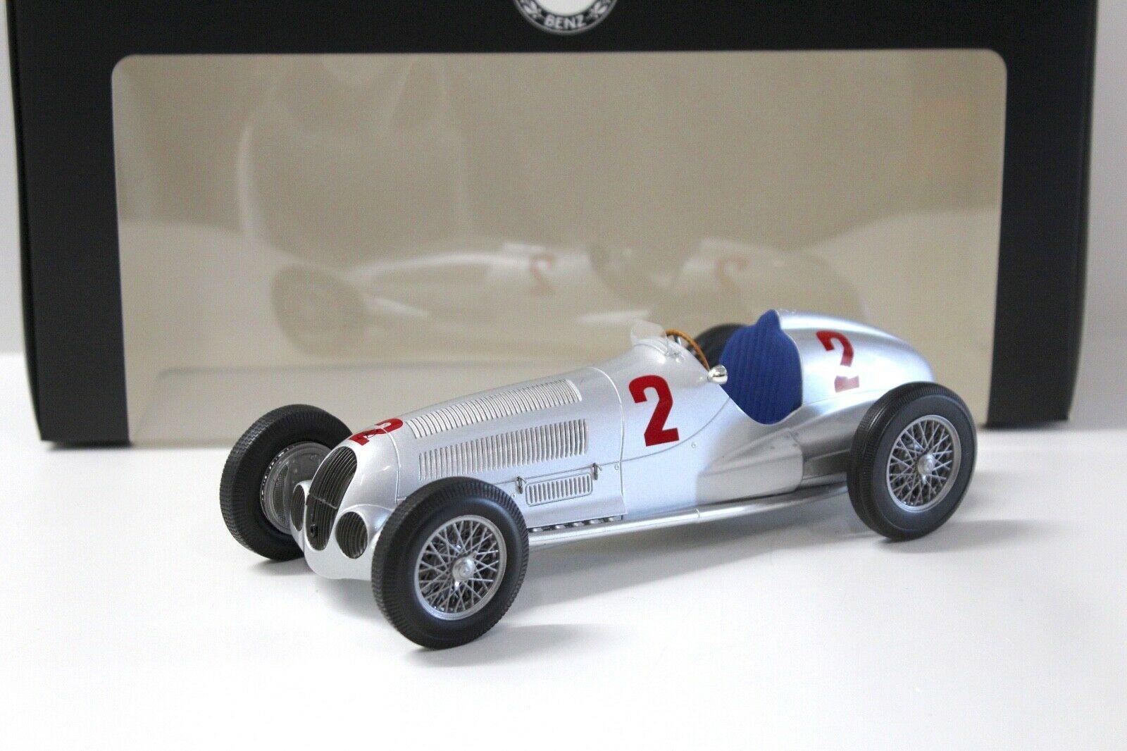 ID 49741 orig 1.jpg 1:18 Minichamps Mercedes W125 Silberpfeil Lang Tripolini #2 DEALER VERSION