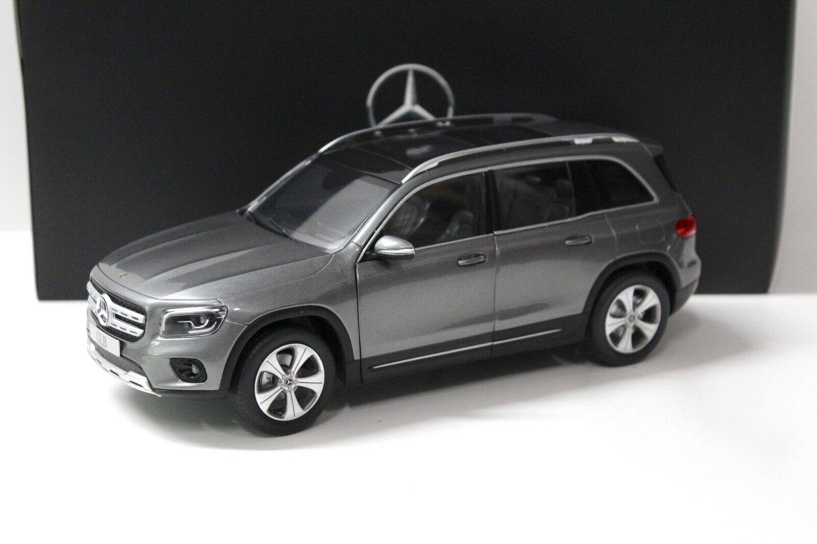ID 49753 orig.jpg 1:18 Z Models Mercedes GLB X247 mountain grey DEALER VERSION