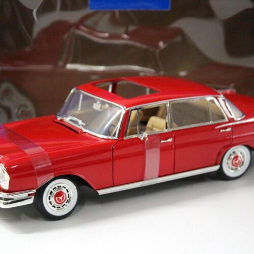 1:18 Revell Mercedes 220SE Limousine red