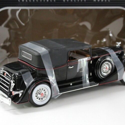 1:18 Anson Packard 1934 black