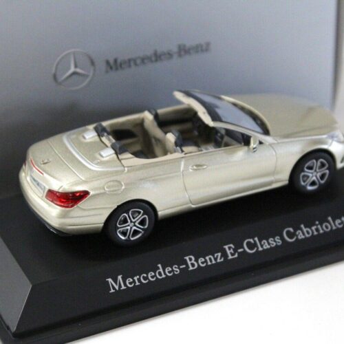 1:43 Kyosho Mercedes E-Klasse Cabriolet beige DEALER VERSION