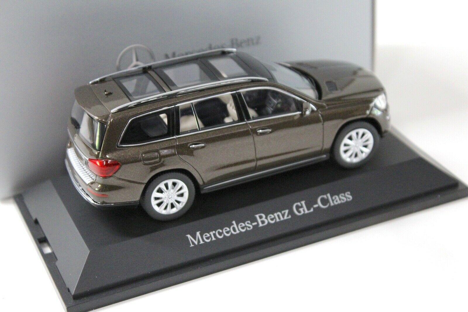 1:43 Norev Mercedes GL-Klasse X166 brown DEALER VERSION
