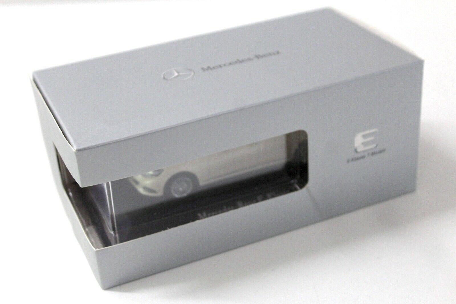 1:43 Kyosho Mercedes E-Klasse T-Modell white DEALER VERSION