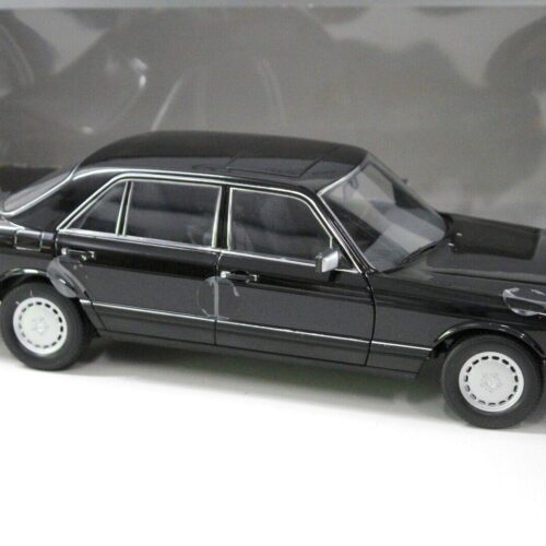 1:18 Norev Mercedes 560SEL W126 Limousine black DEALER VERSION