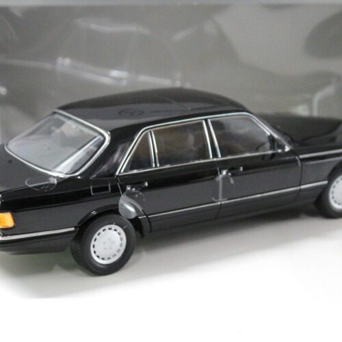 1:18 Norev Mercedes 560SEL W126 Limousine black DEALER VERSION