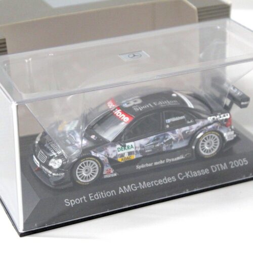 1:43 Minichamps Mercedes C-Klasse DTM 2005 Häkkinen #8 DEALER VERSION