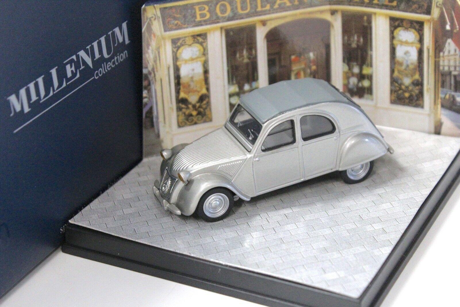 1:43 Vitesse Millenium Citroen 2CV grey + Figuren grey
