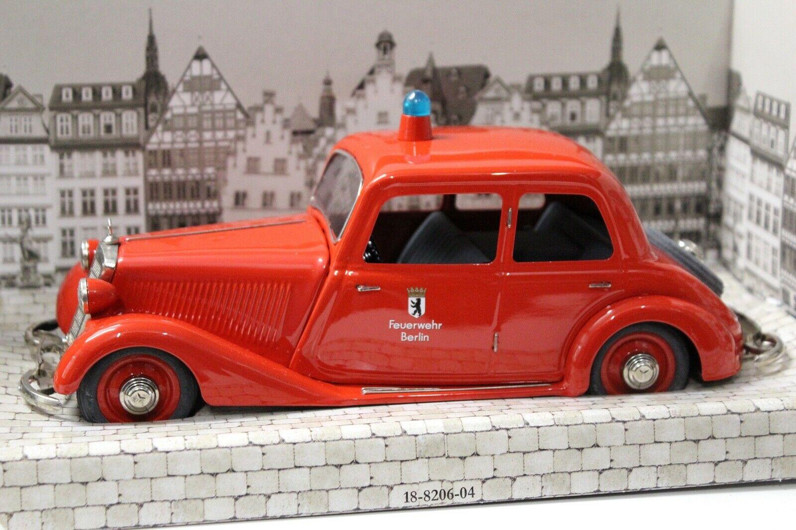1:18 Schuco Mercedes 170V Limousine Feuerwehr Berlin