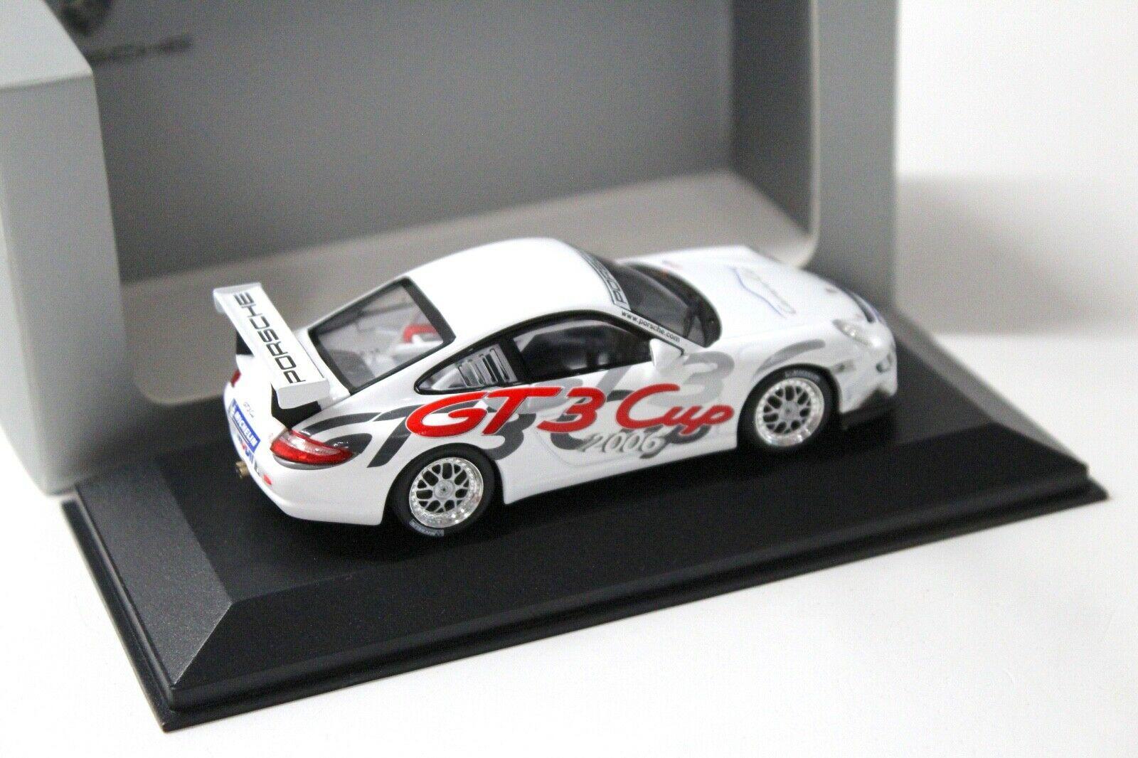 1:43 Minichamps Porsche 911 997 GT3 CUP 2006 DEALER VERSION