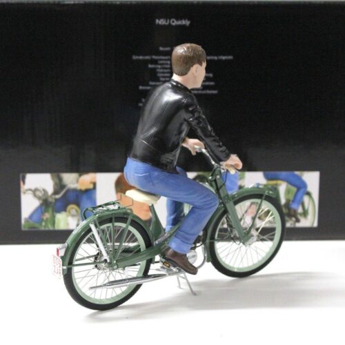 1:10 Schuco NSU Quickly green mit Fahrerfigur