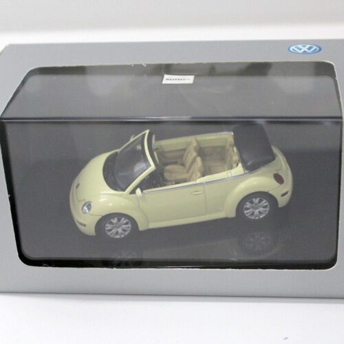 1:43 AUTOart VW Beetle Cabrio yellow DEALER VERSION
