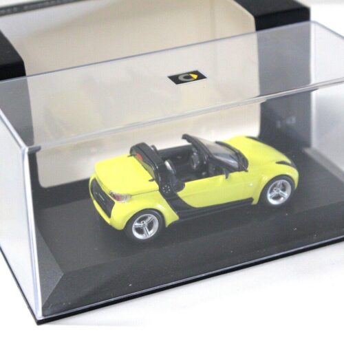 1:43 Minichamps Smart Roadster yellow DEALER VERSION