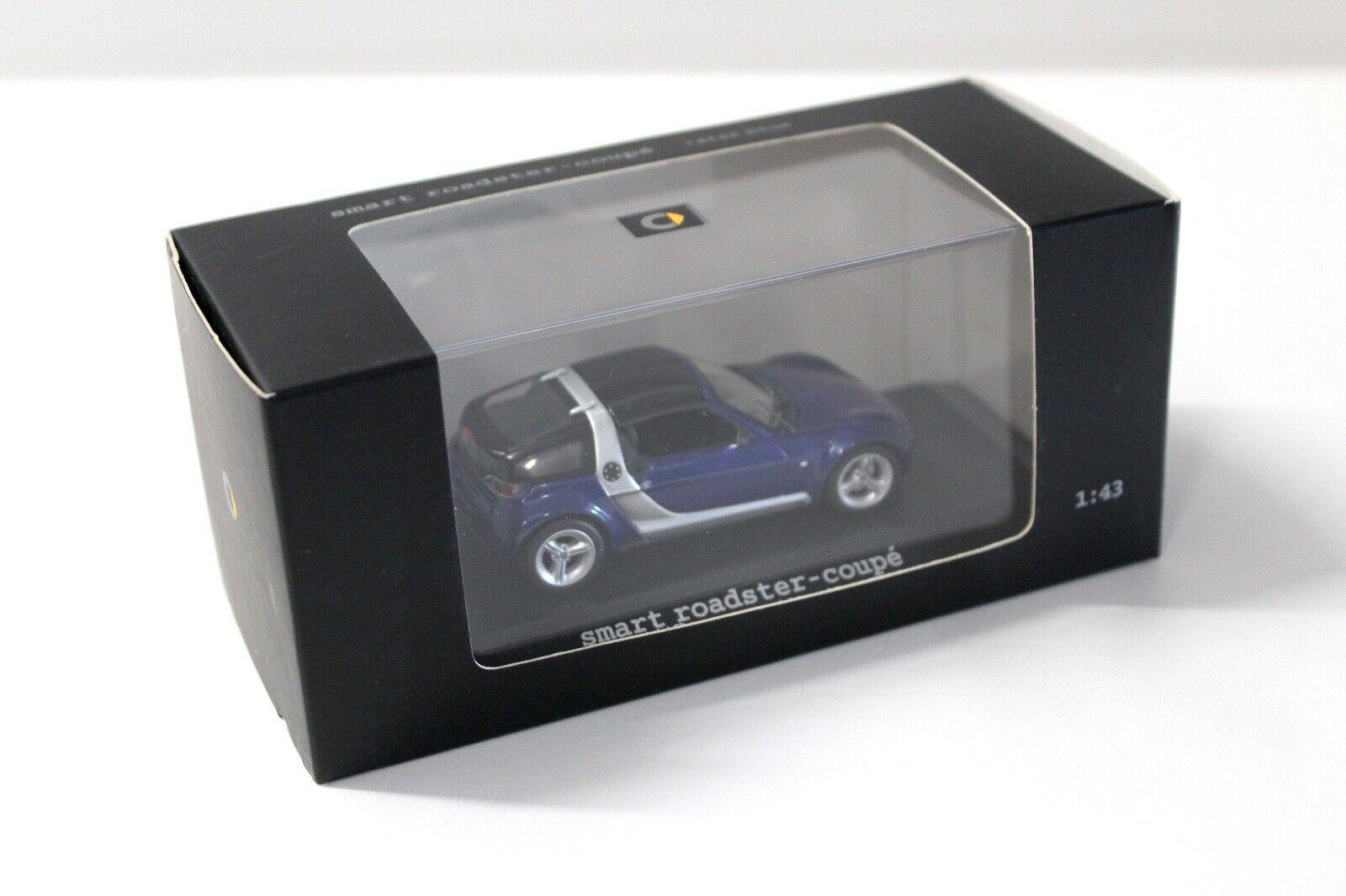 1:43 Minichamps Smart Roadster Coupe blue DEALER VERSION