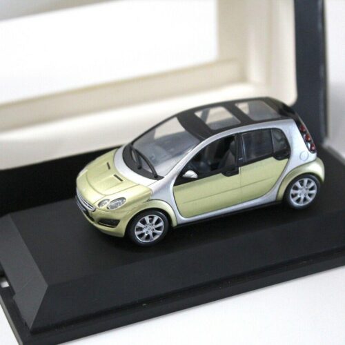 1:43 Schuco Smart Forfour Melon green DEALER VERSION