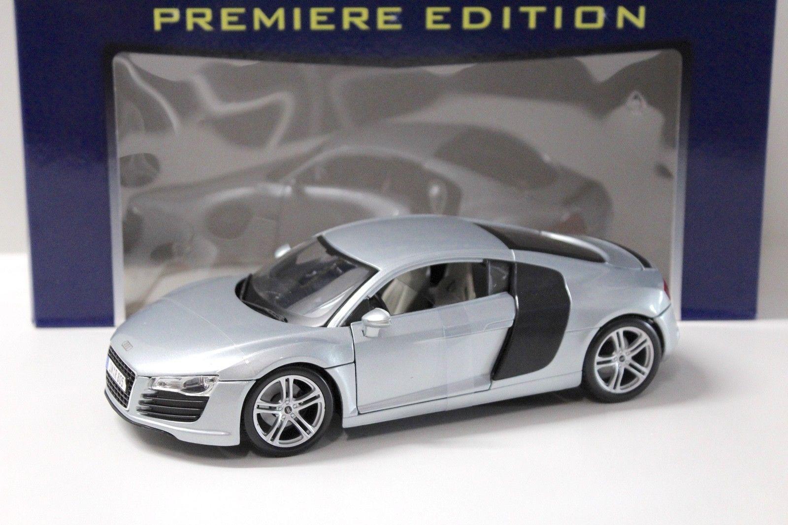 1:18 Maisto Audi R8 Coupe silver