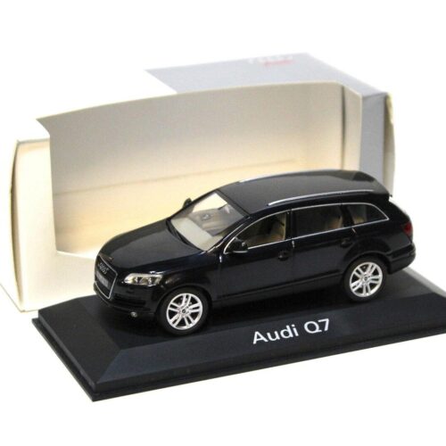 1:43 Schuco Audi Q7 dark blue DEALER VERSION