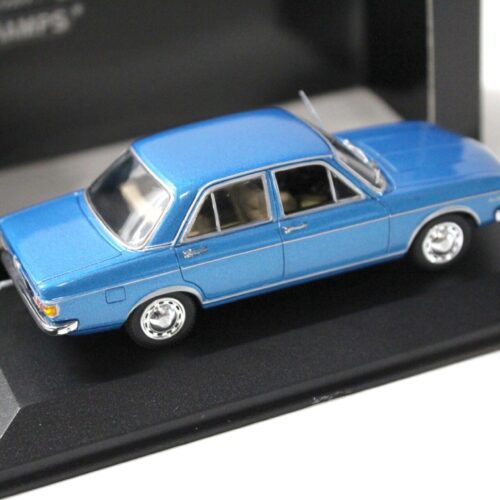 1:43 Minichamps Audi 100 GL 1969-75 Marathon blue metallic - Image 2