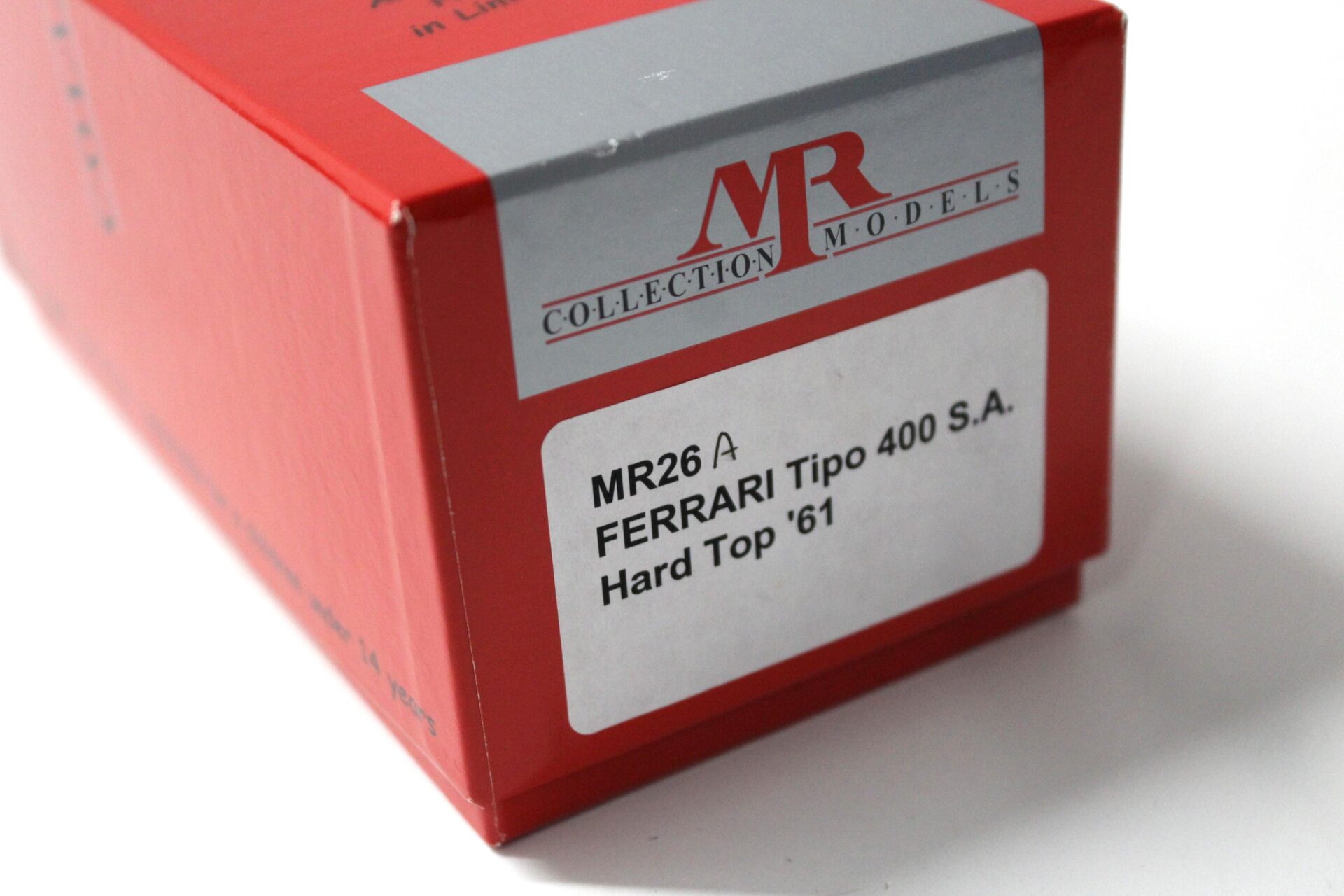 1:43 MR Collection Ferrari Tipo 400 S.A. Hard Top 1961 white