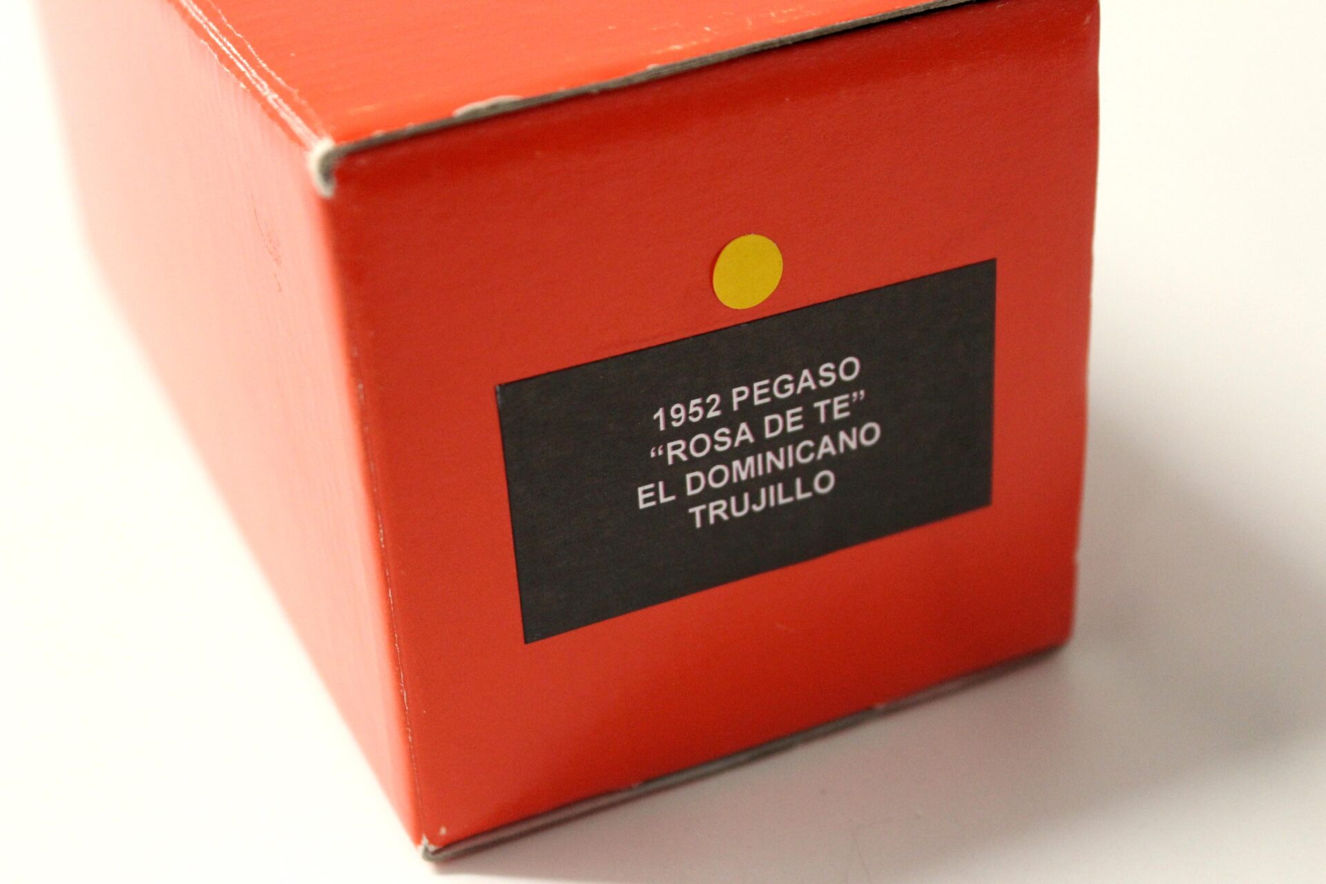 1:43 KIT CAR 43 Pegaso "ROSA DE TE" El Dominicano Trujillo 1952 yellow