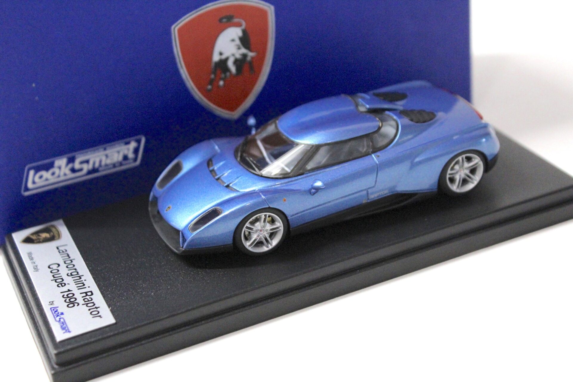 1:43 LookSmart Lamborghini Raptor Coupe 1996 blue metallic