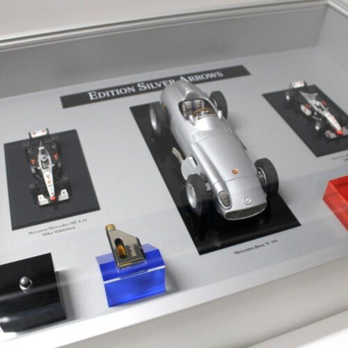 Mercedes-Benz Edition SILVER ARROWS SET 1998 1:43 &1:18 Limited Edition 418/500 - Außenbox Signiert!
