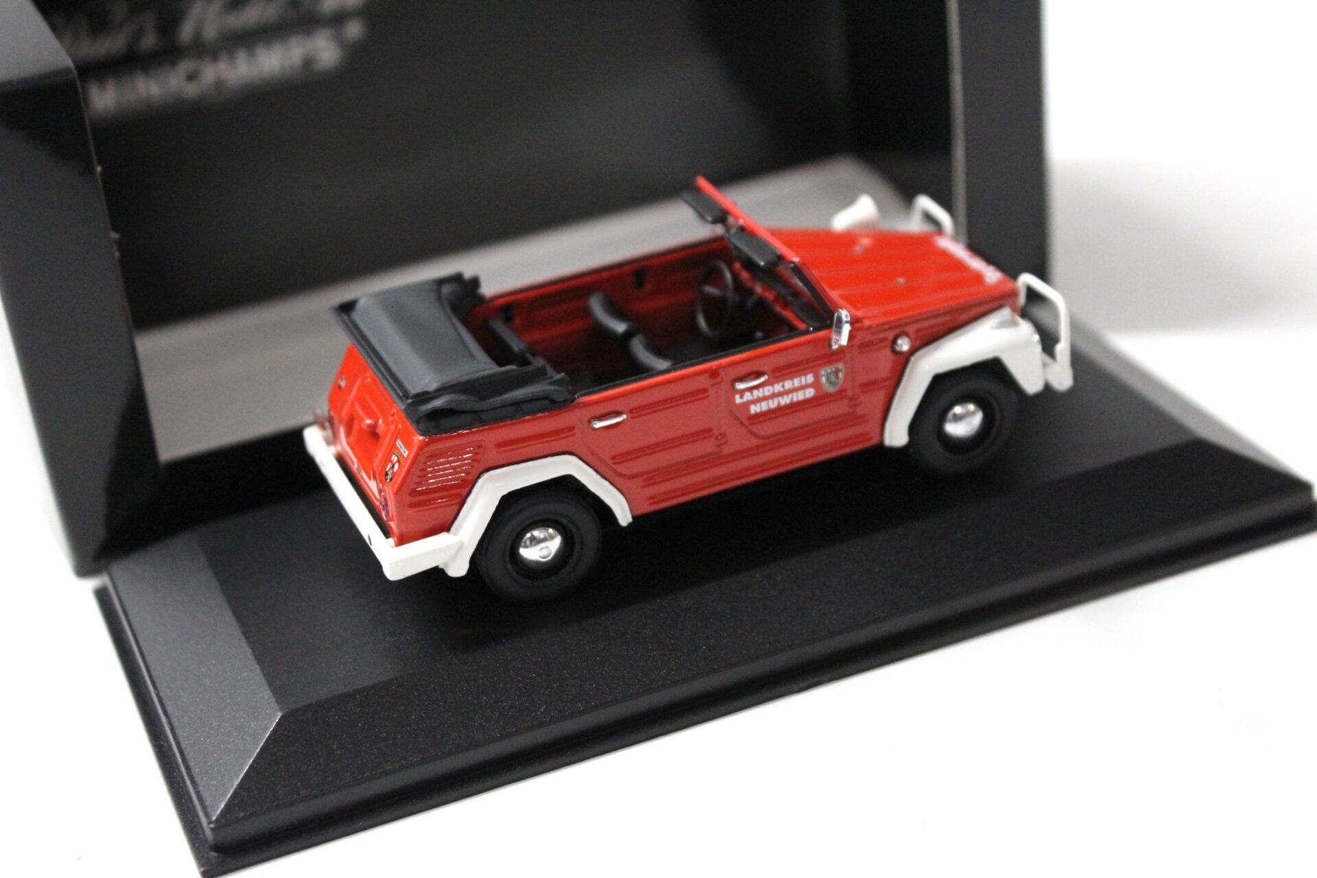 1:43 Minichamps VW 181 Kuebelwagen Feuerwehr Neuwied red