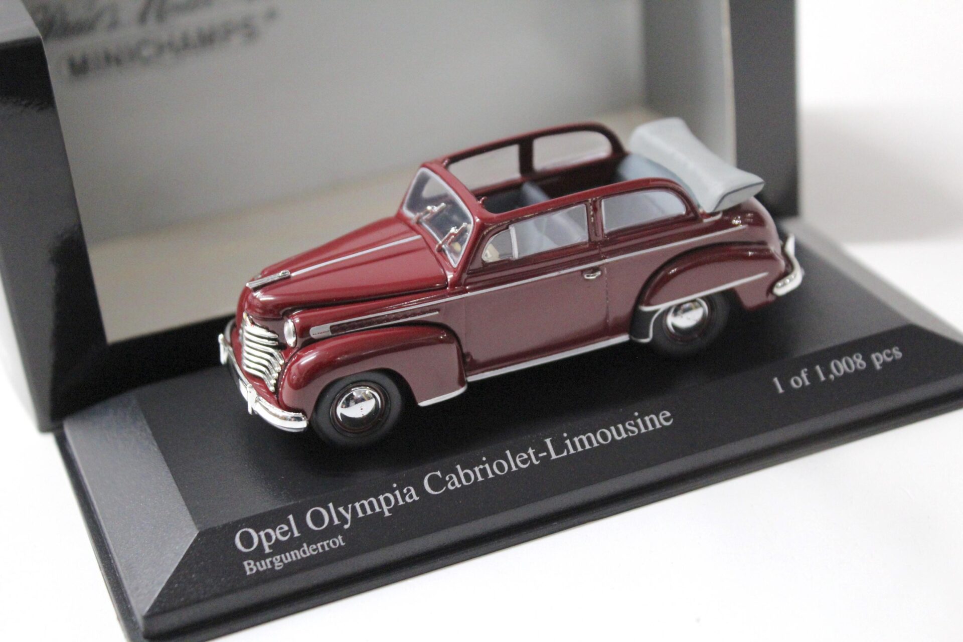 ID 52073 orig 1.jpg 1:43 Minichamps Opel Olympia Cabriolet 1951 Burgunder red