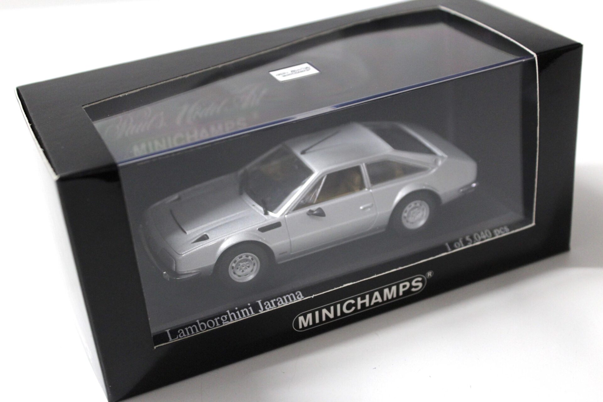 1:43 Minichamps Lamborghini Jarama Argento Luna silver 1974