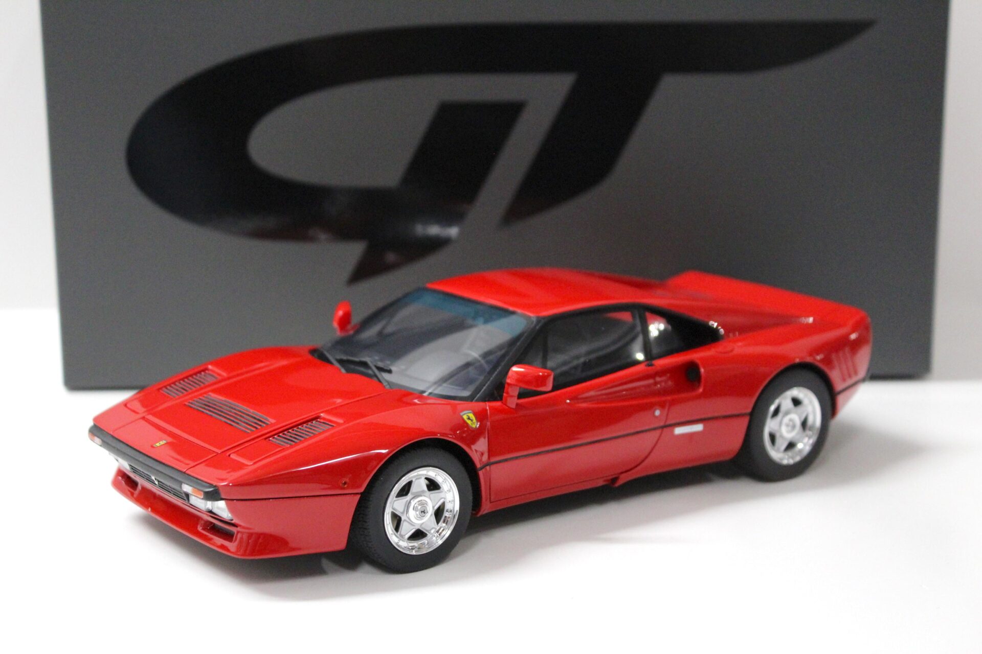1:18 GT Spirit GT288 Ferrari 288 GTO Rosso Corsa red