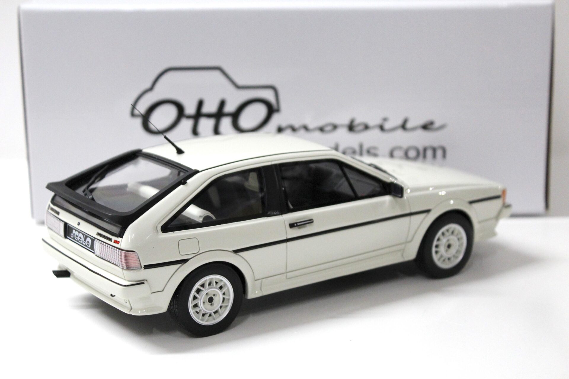 1:18 OTTO mobile OT845 VW Scirocco MK2 Scala 1989 Alpine white