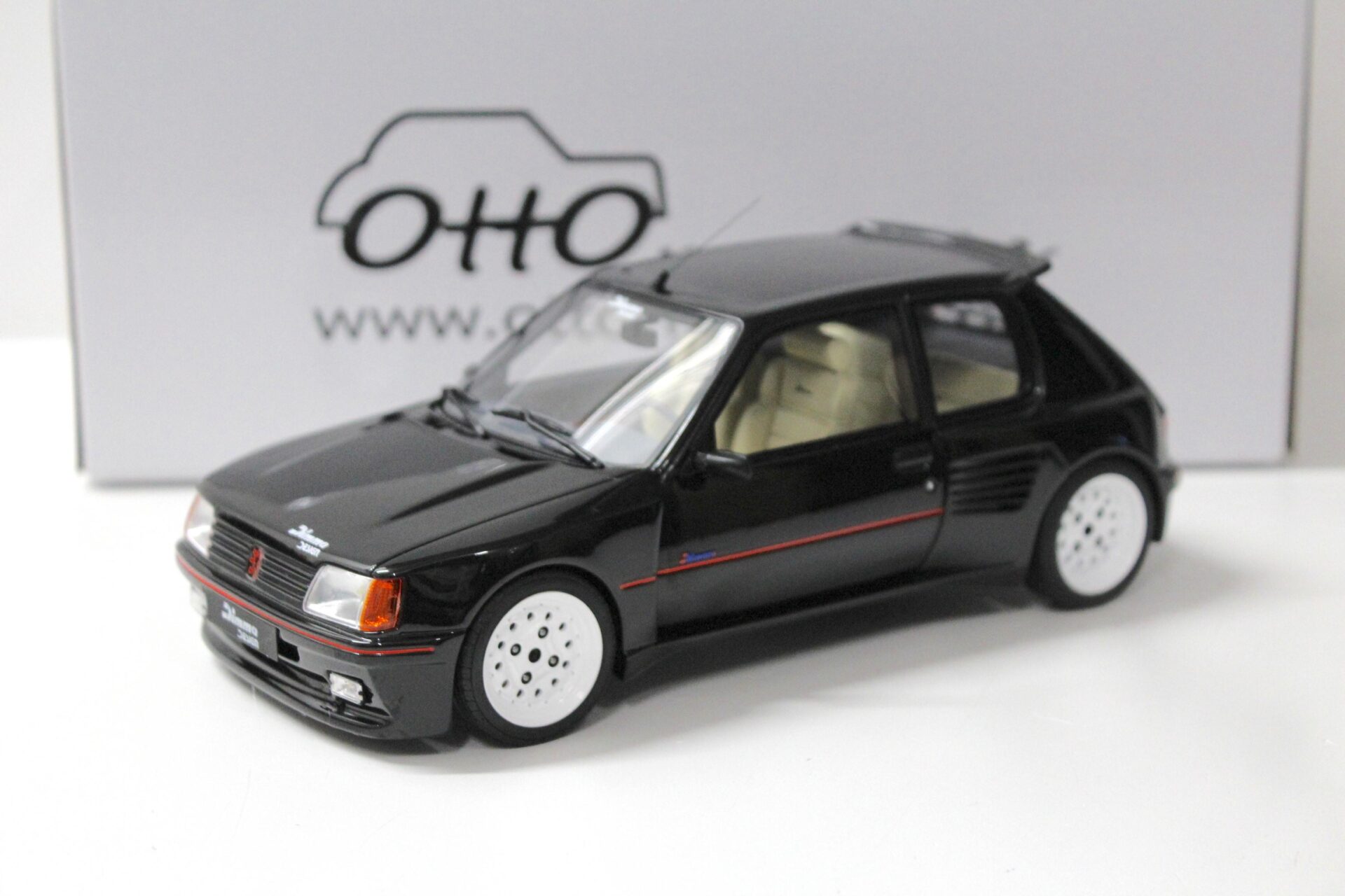 1:18 OTTO mobile OT901 Peugeot 205 Dimma 1989 black