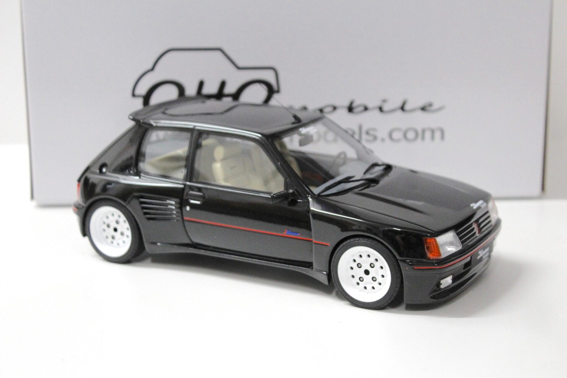 1:18 OTTO mobile OT901 Peugeot 205 Dimma 1989 black