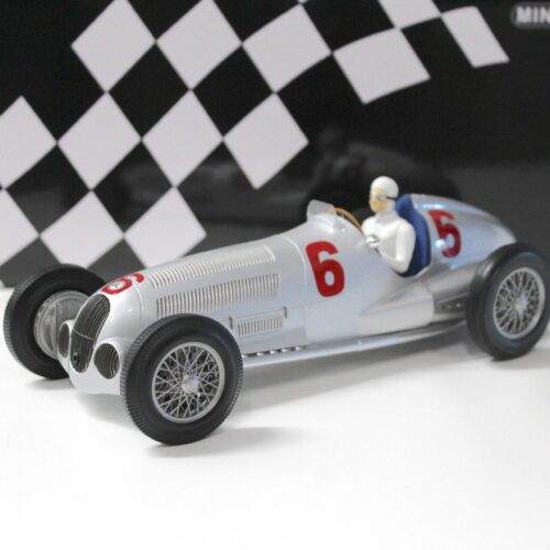 1:18 Minichamps Mercedes W125 Rudolf Caracciola 2ND Place Eifelrennen Nürburgring 1937
