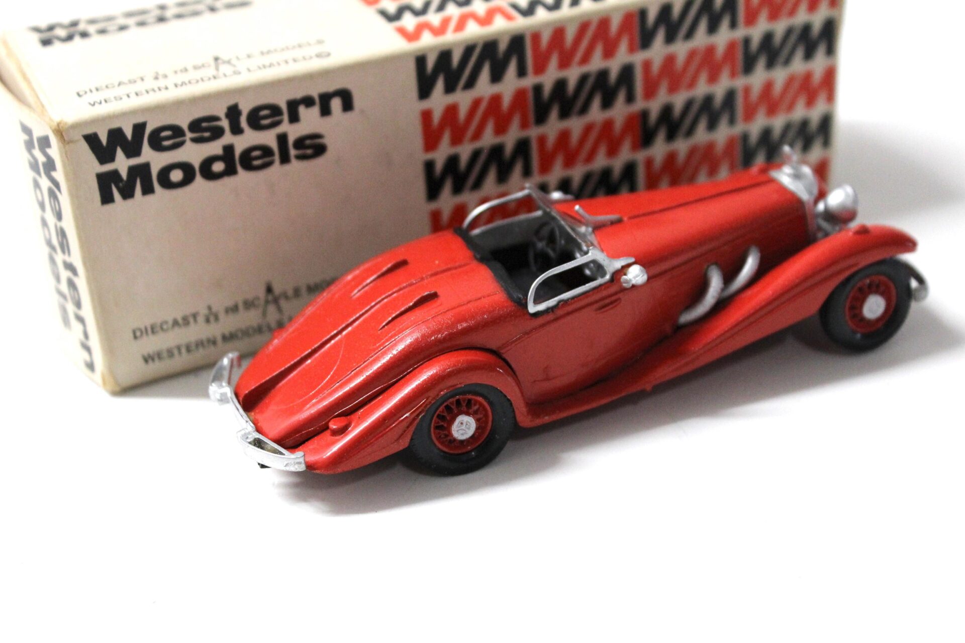 1:43 Western Models 1938 Mercedes Type 540K Special Roadster red