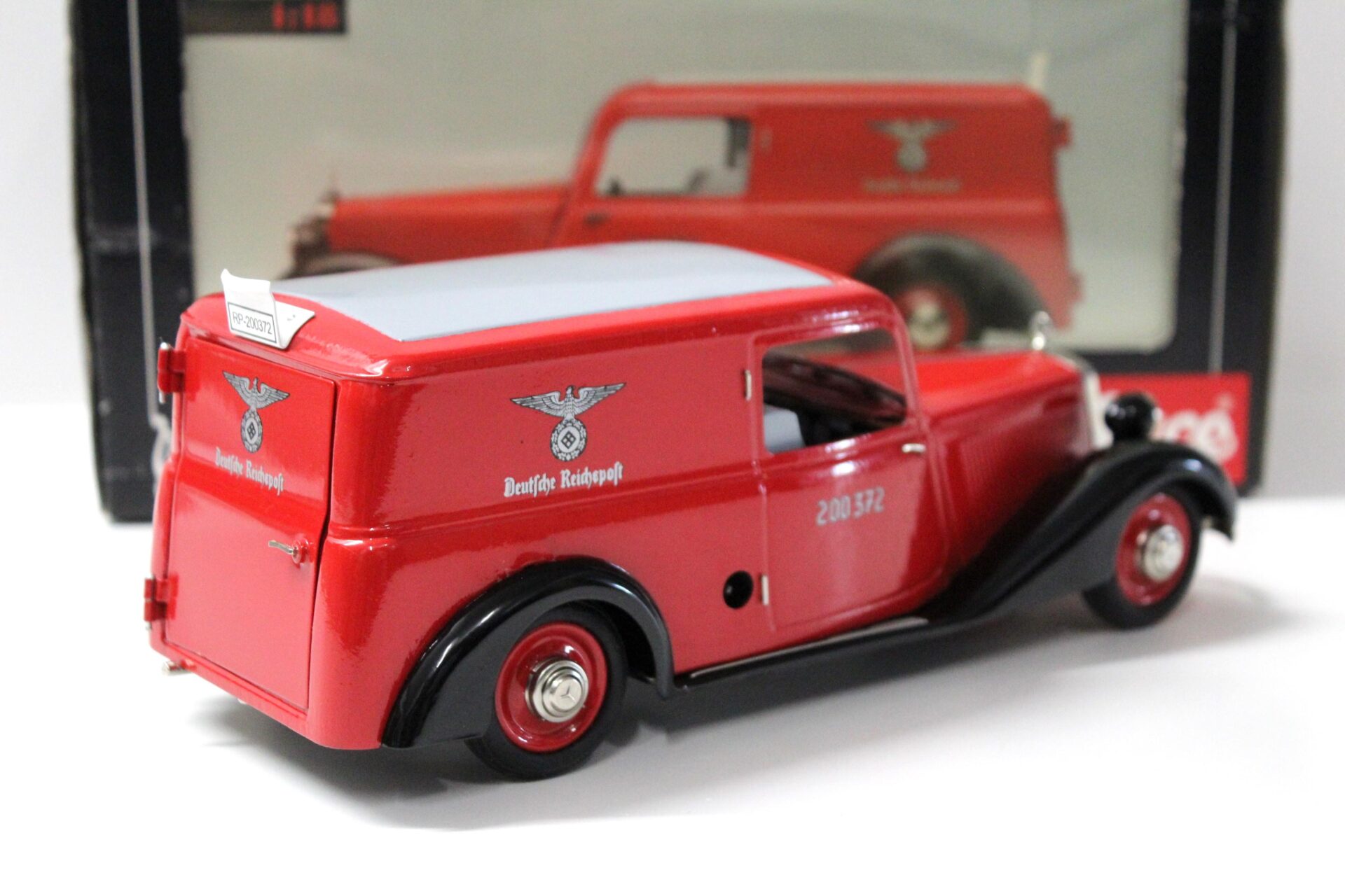 1:18 Schuco Mercedes 170V Kastenwagen Deutsche Reichspost red