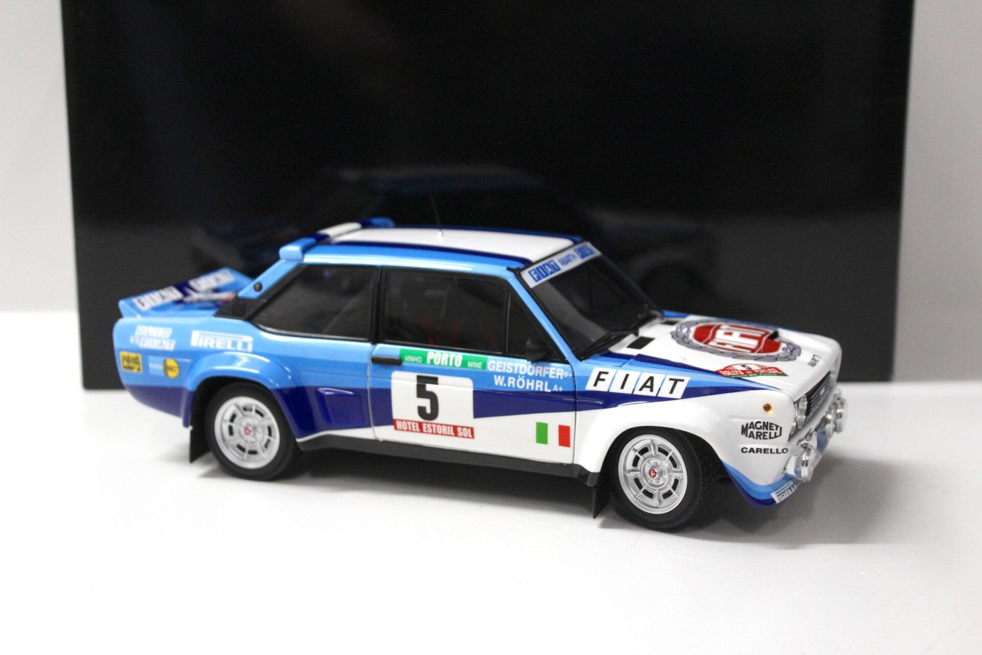 1:18 Kyosho Fiat 131 ABARTH Rally Portugal 1980 Röhrl/ Geistdörfer #5