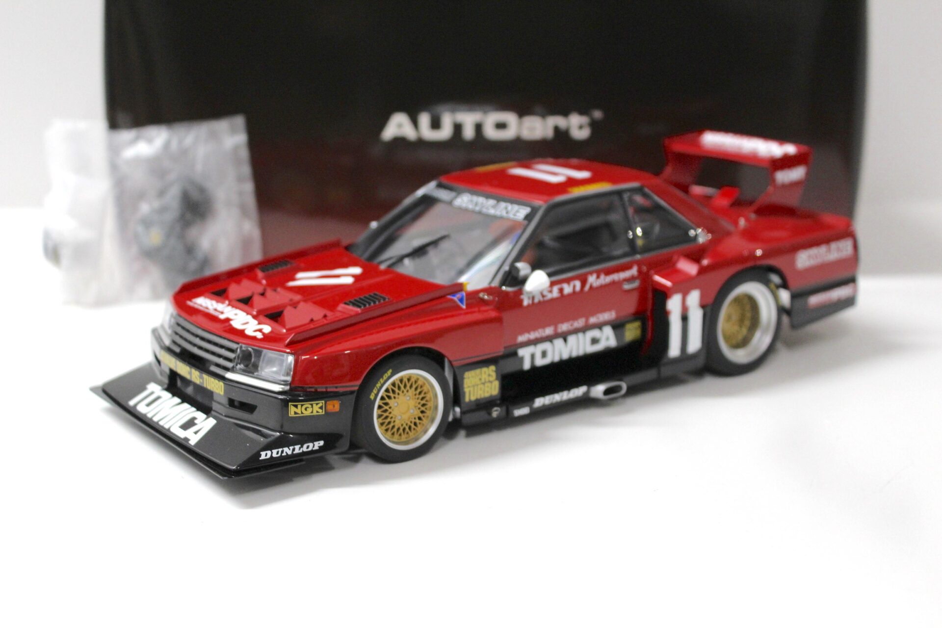 1:18 AUTOart Nissan Skyline RS Turbo #11 Super Silhouette 1982