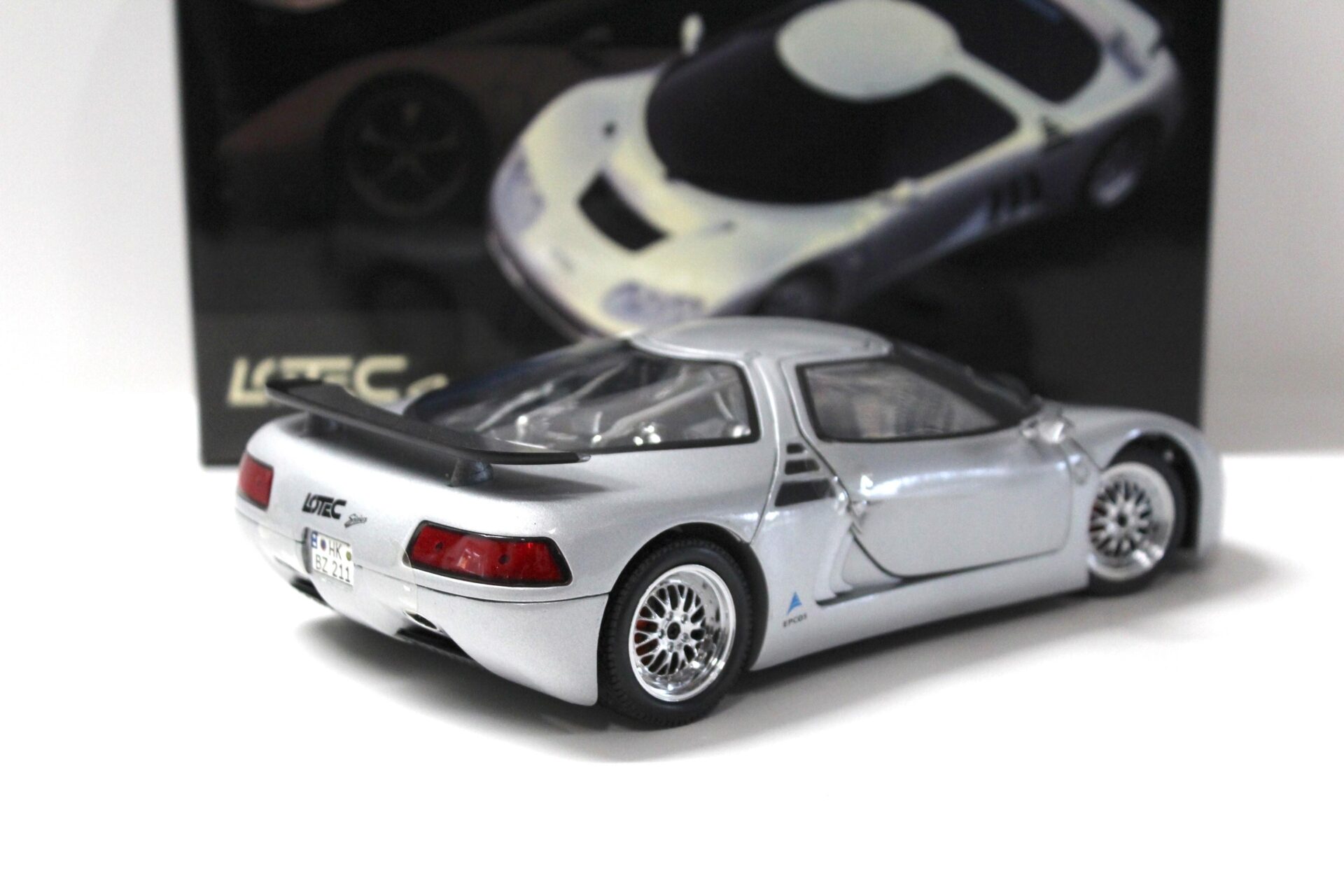1:18 MAXI Car Lotec Sirius silver