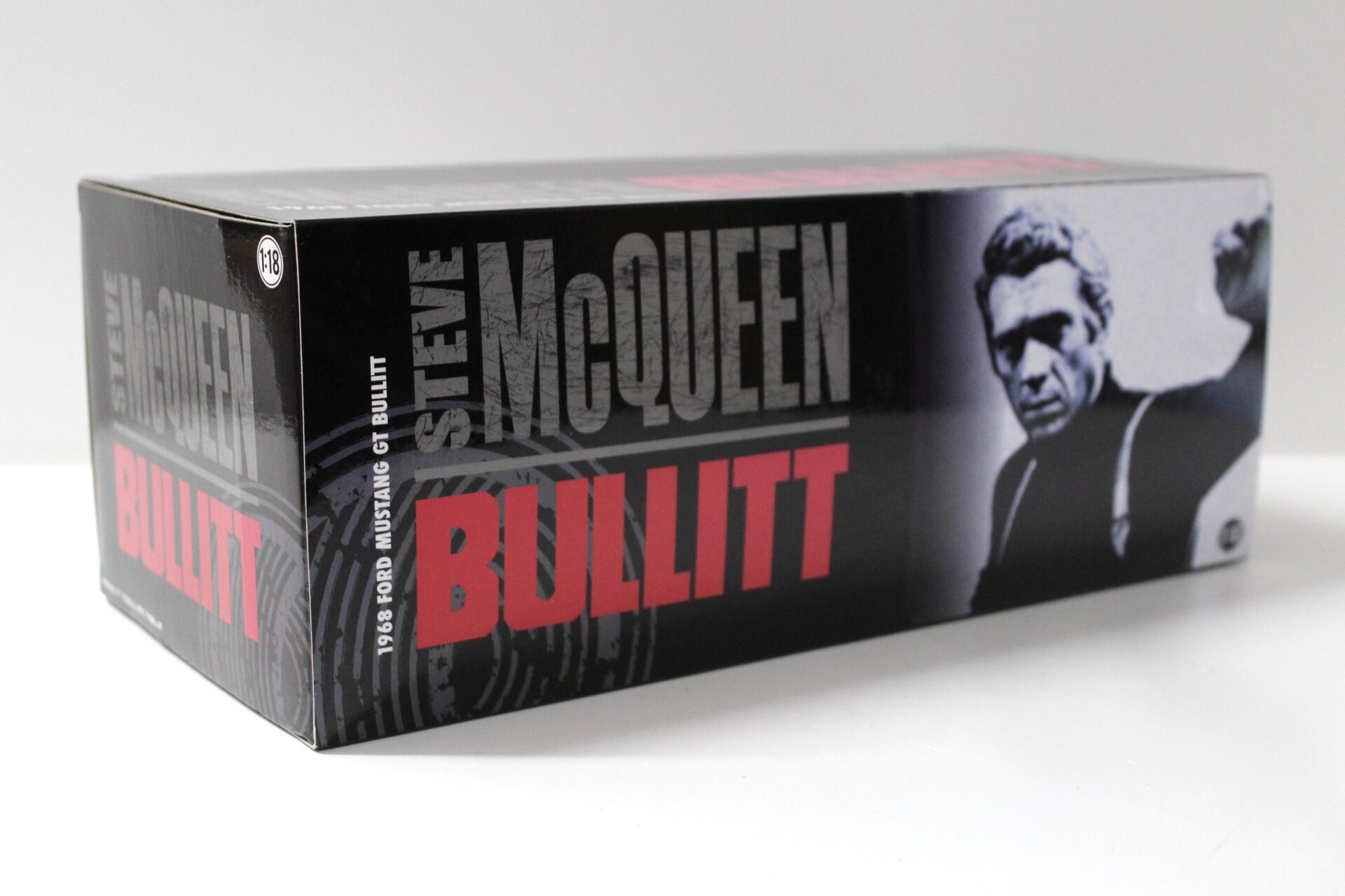 1:18 Greenlight 1968 Ford Mustang GT BULLITT Steve McQueen dark green