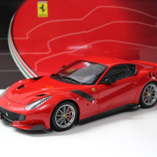 1:18 BBR Ferrari F12 TDF 2016 Rosso Corsa 322 FULL OPENING