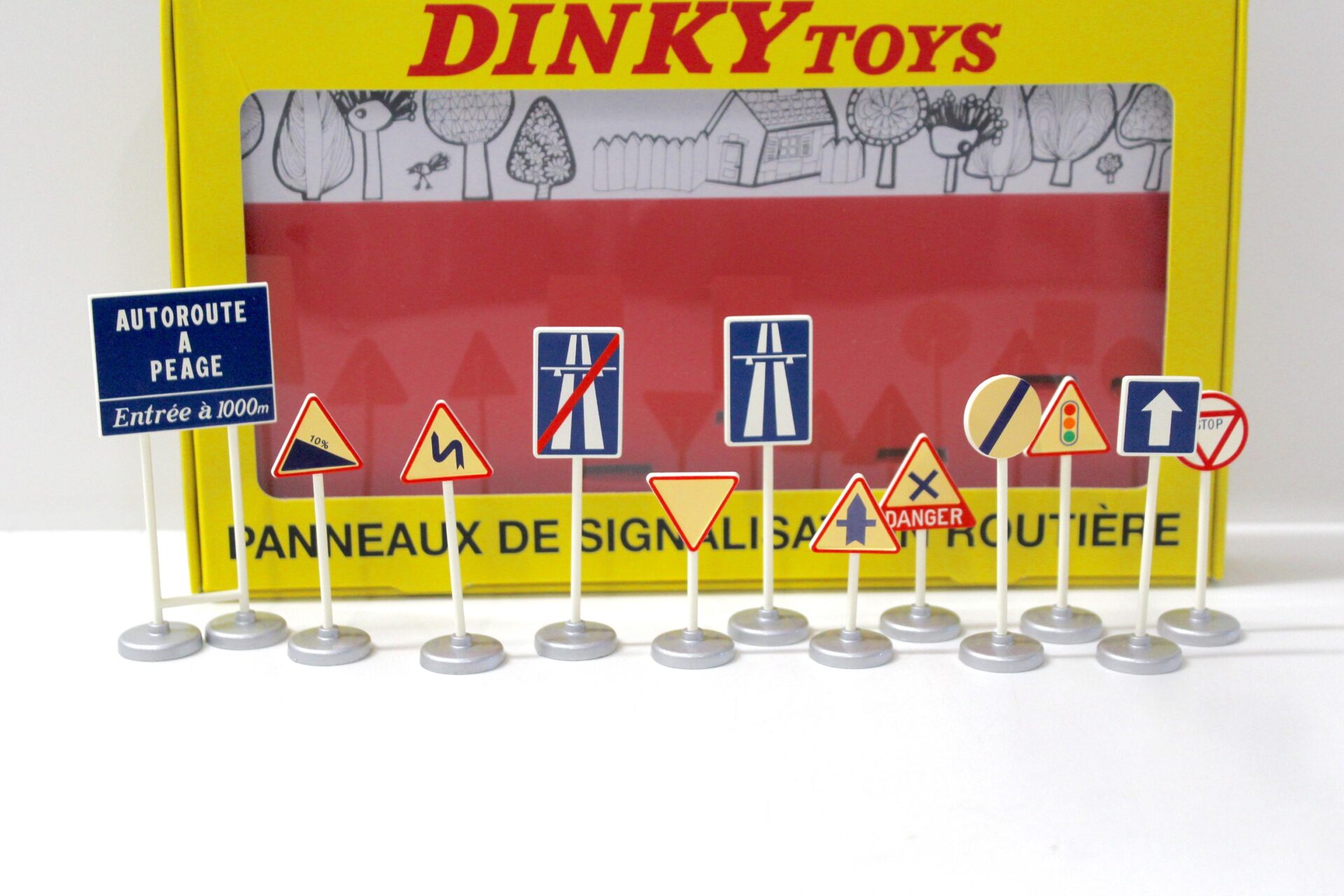 1:43 Dinky Toys Autobahn Schilder Verkehrszeichen Panneaux de Signalisation 12 pcs.
