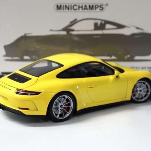 1:18 Minichamps Porsche 911 (991) GT3 Touring 2018 yellow