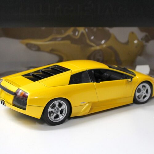 1:18 AUTOart Lamborghini Murcielago Coupe metallic yellow