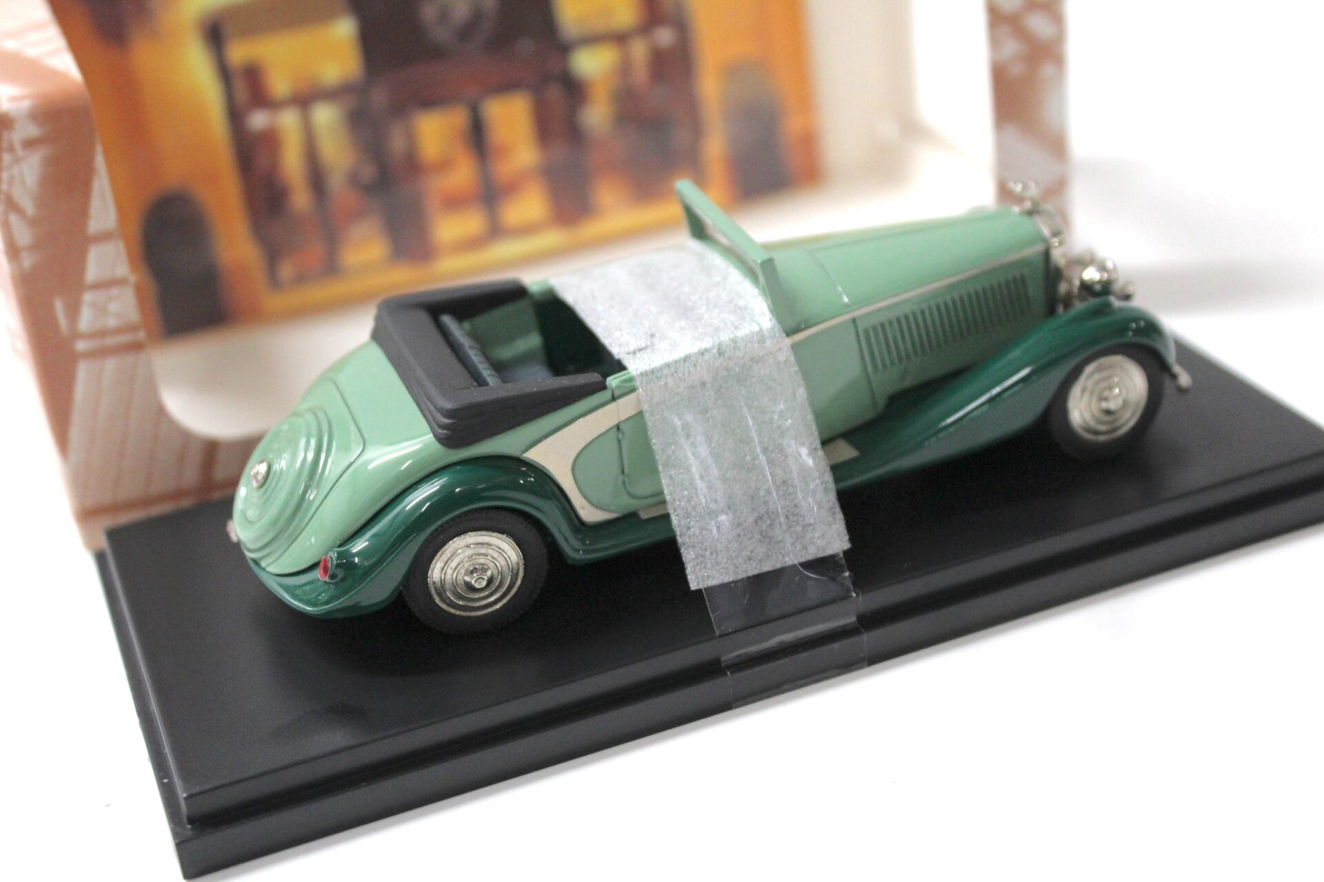 1:43 Palace Models Bentley 3 1/2 Cabriolet Gurney Nutting green/ dark green