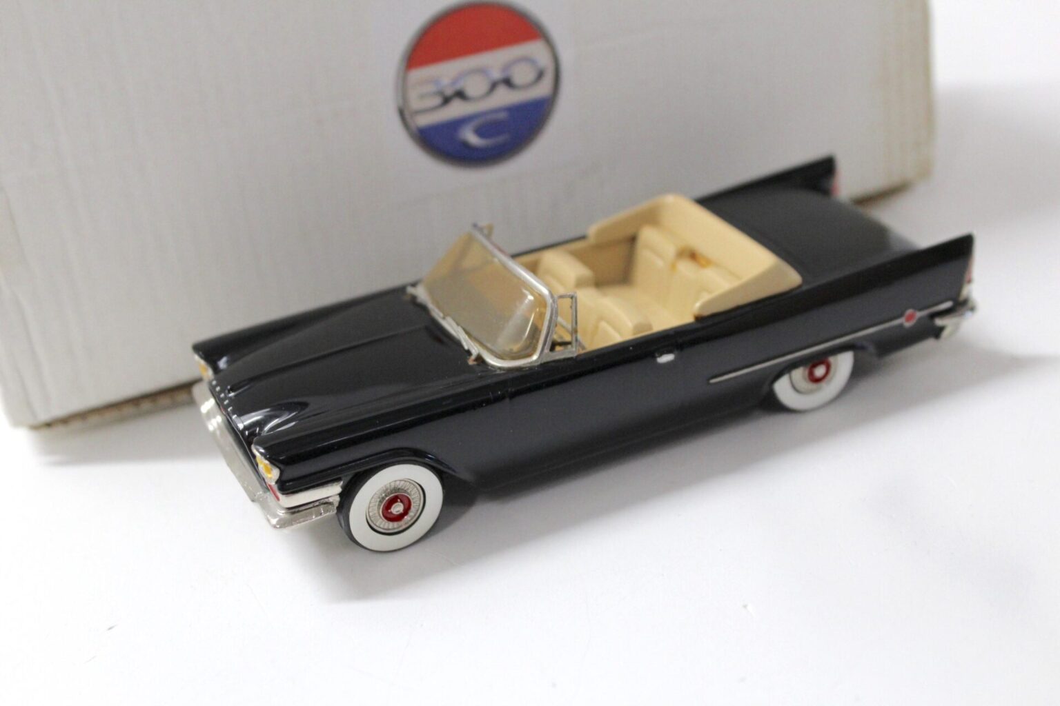 1:43 Madison Models 1957 Chrysler 300C Convertible black – Premium ...