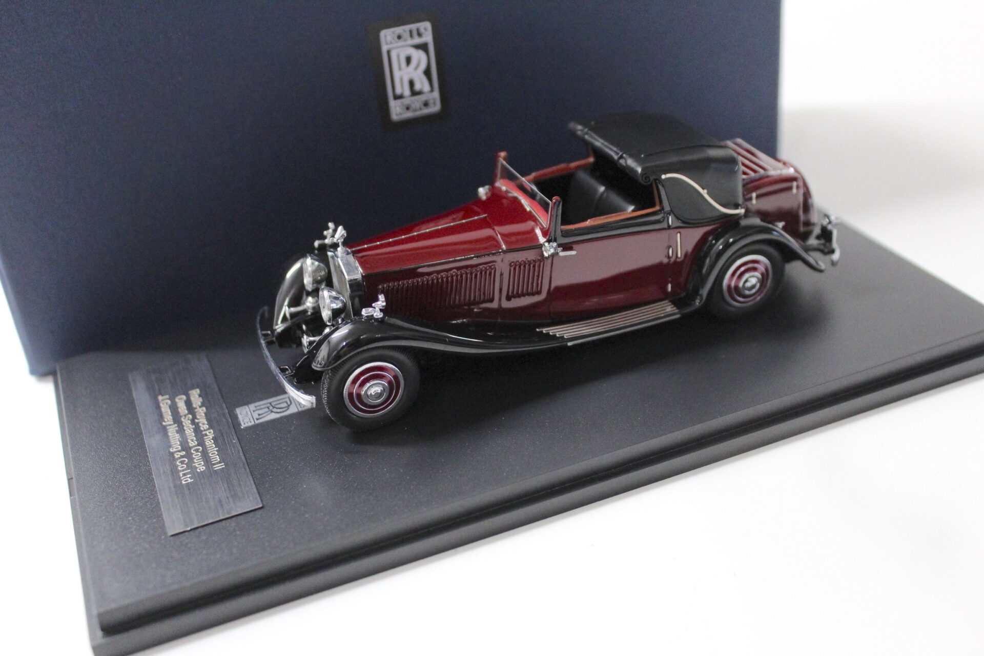 1:43 Neo Rolls Royce Phantom II Owen Sedanca Coupe Gurney Nutting dark red