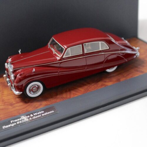 1:43 Matrix Rolls Royce Silver Wraith Freestone & Webb 4-Door Sedan red