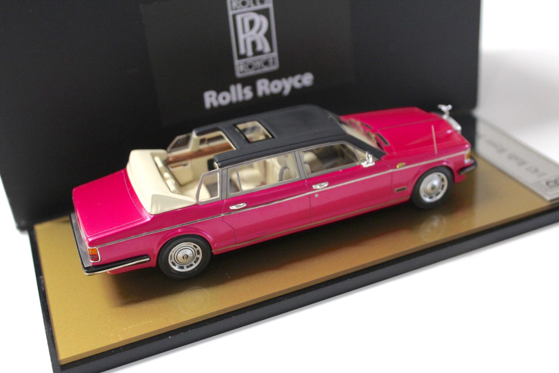 1:43 PMC Model 1985 Rolls Royce Silver Spur LWB Limousine pink