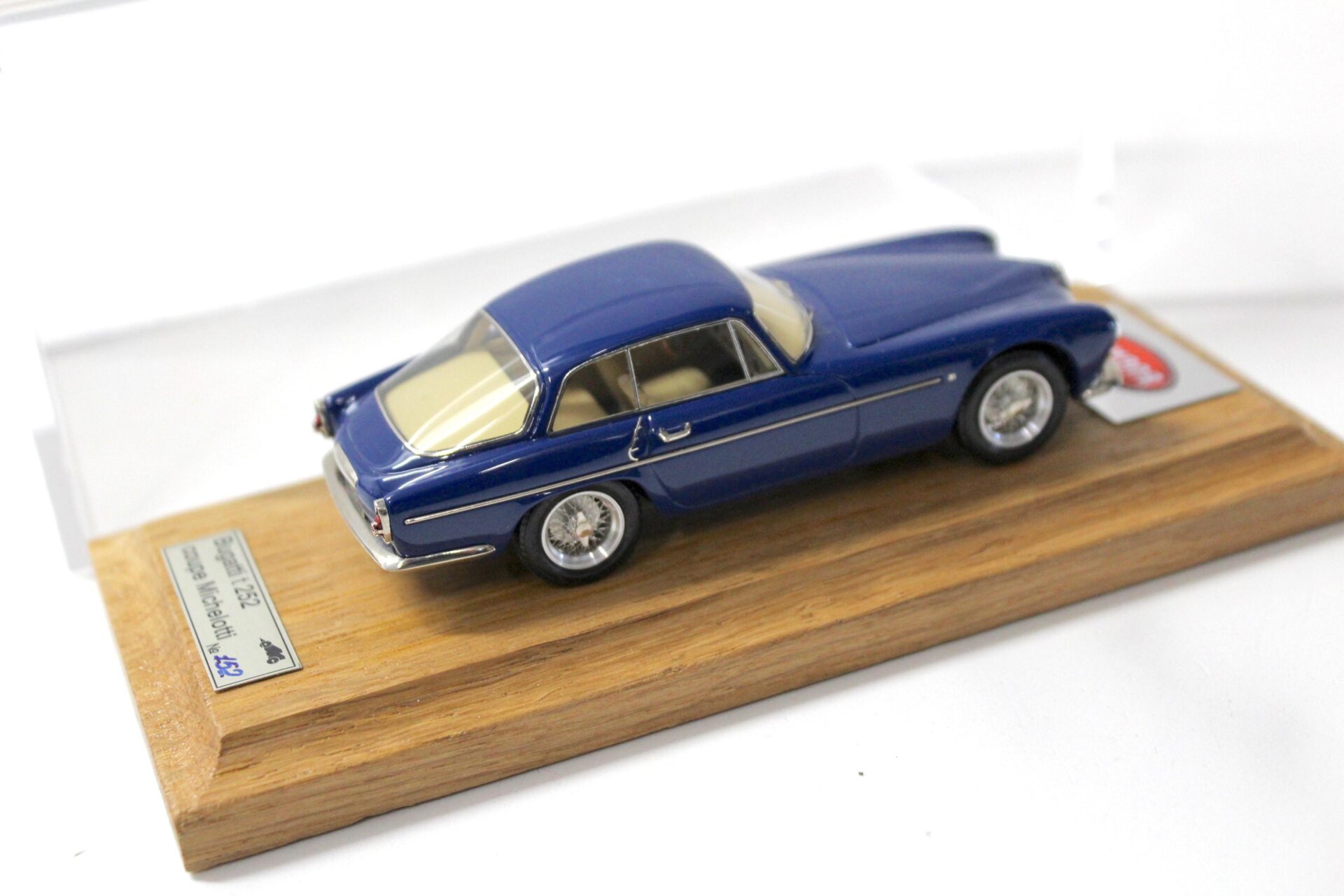 1:43 EMC Bugatti T 252 Coupe Michelotti blue