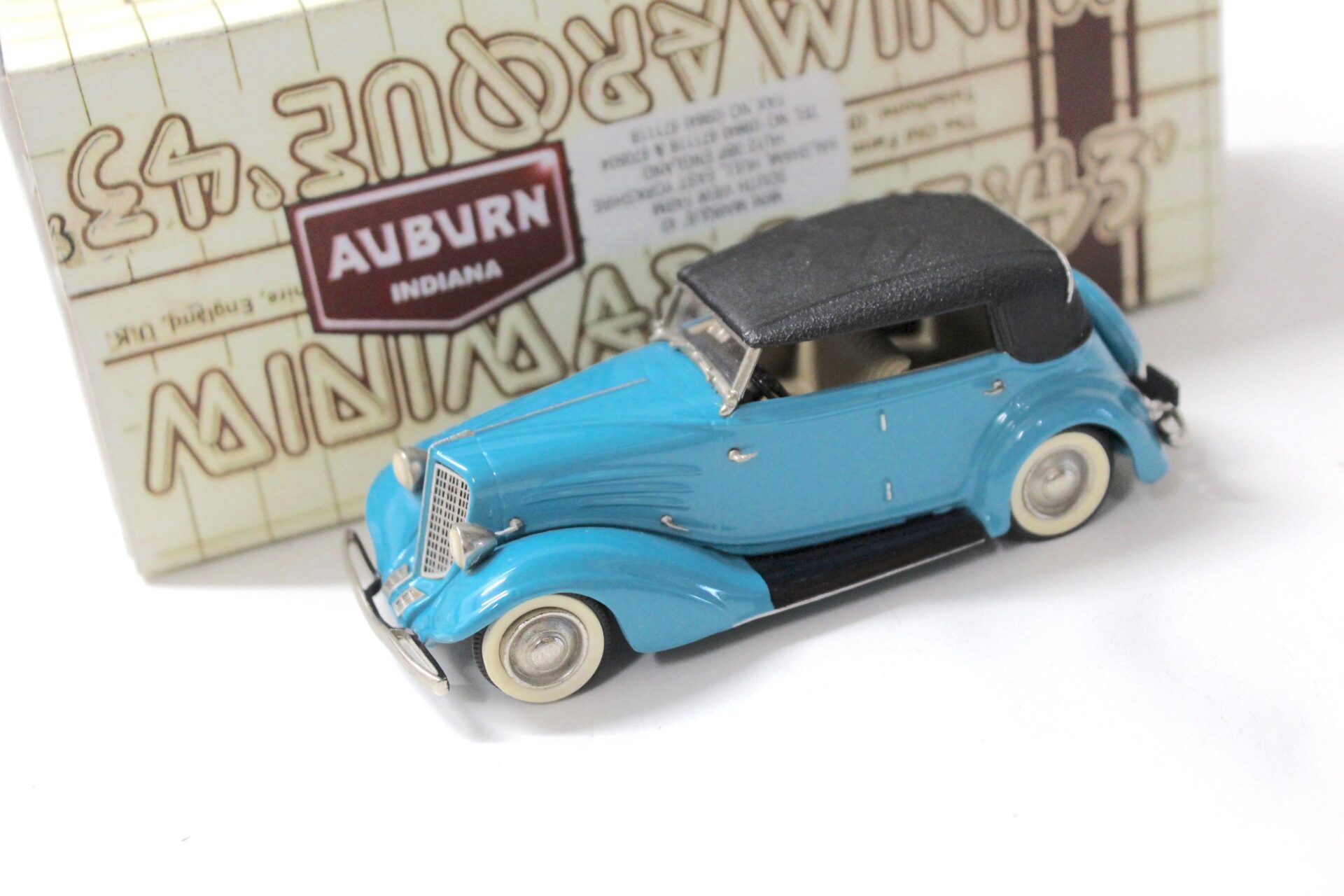 ID 53174 orig.jpg 1:43 MINIMARQUE 43 Auburn 652 Y Convertible Sedan with Top blue